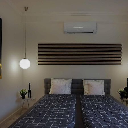Corvin Avenue Premium Central Apartment Budapeste Exterior foto
