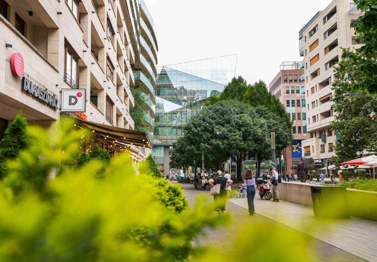 Corvin Avenue Premium Central Apartment Budapeste Exterior foto